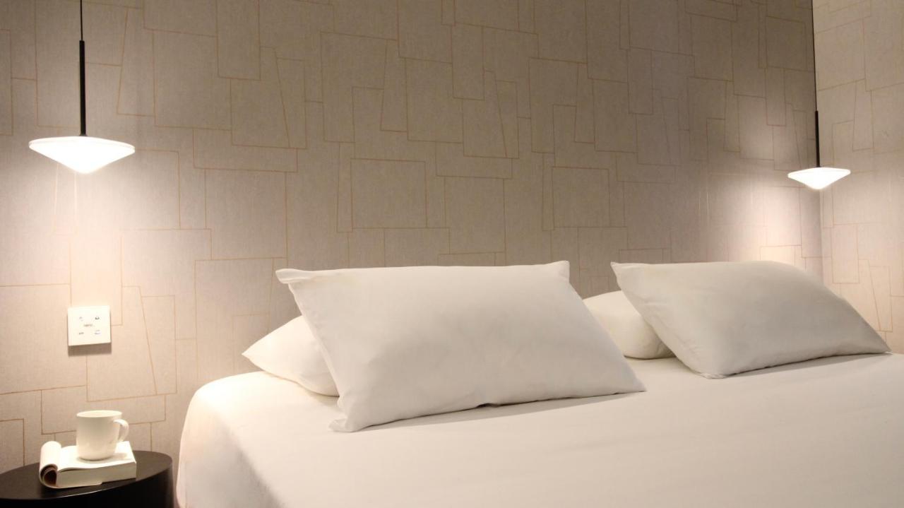 Mihotel Sala Lyon Buitenkant foto