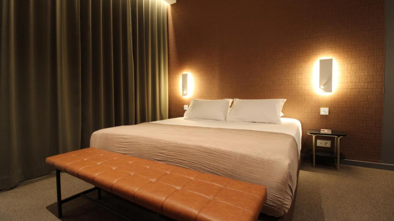 Mihotel Sala Lyon Buitenkant foto